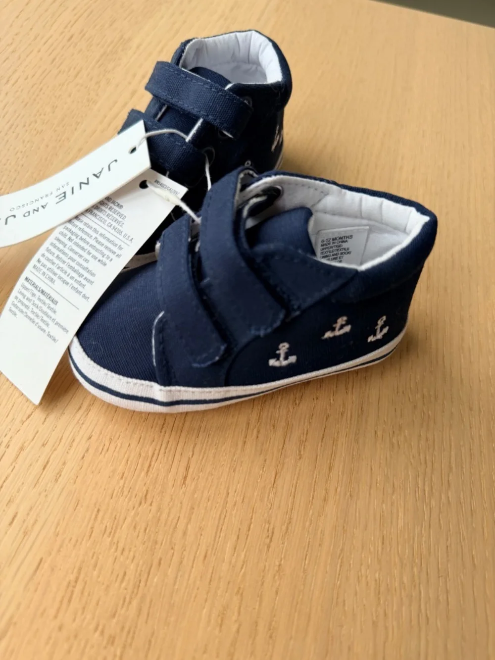 Janie And Jack- Navy blue baby crib shoes 6-12 months